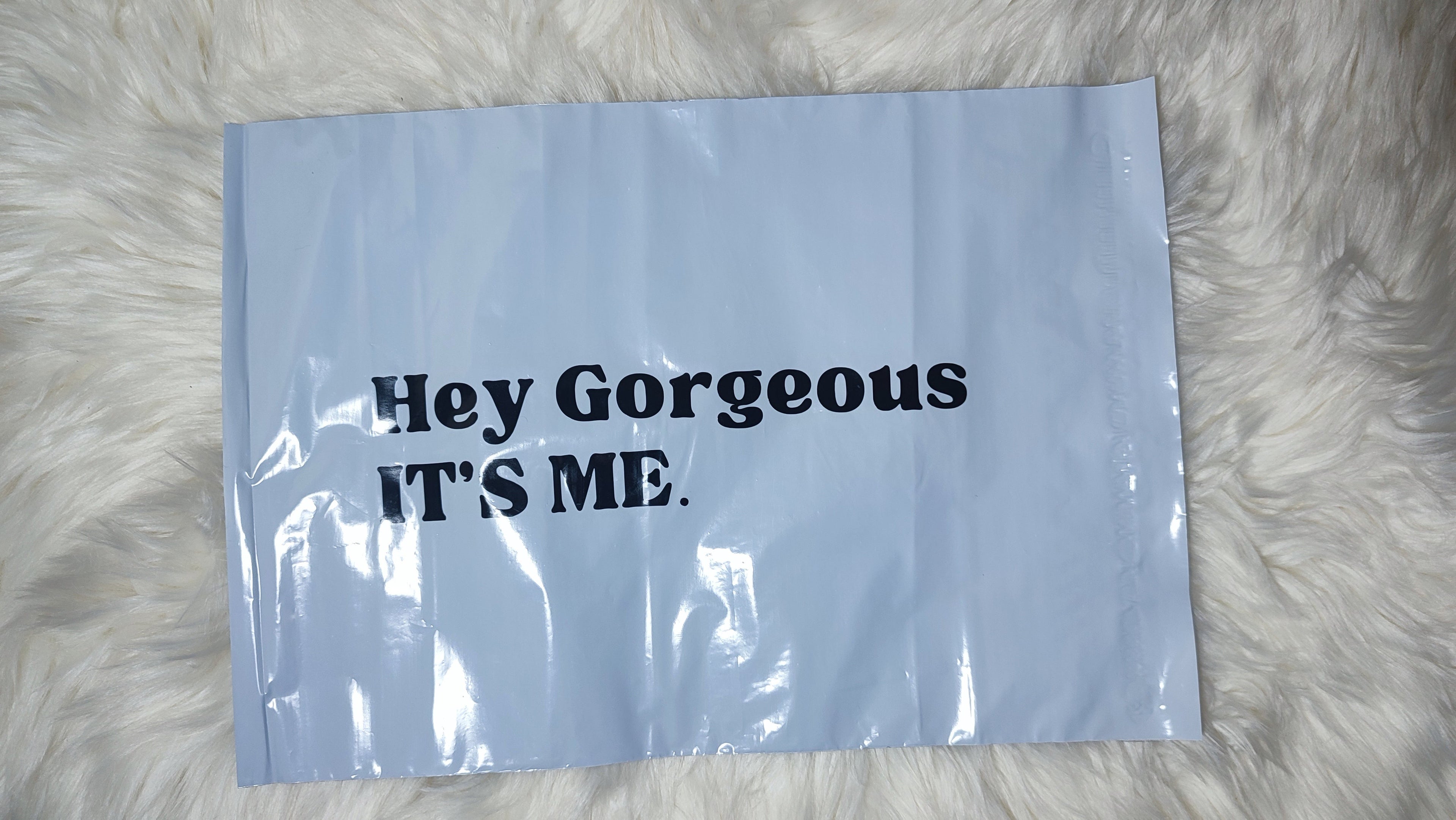 Hey Gorgeous, It's Me Mailers