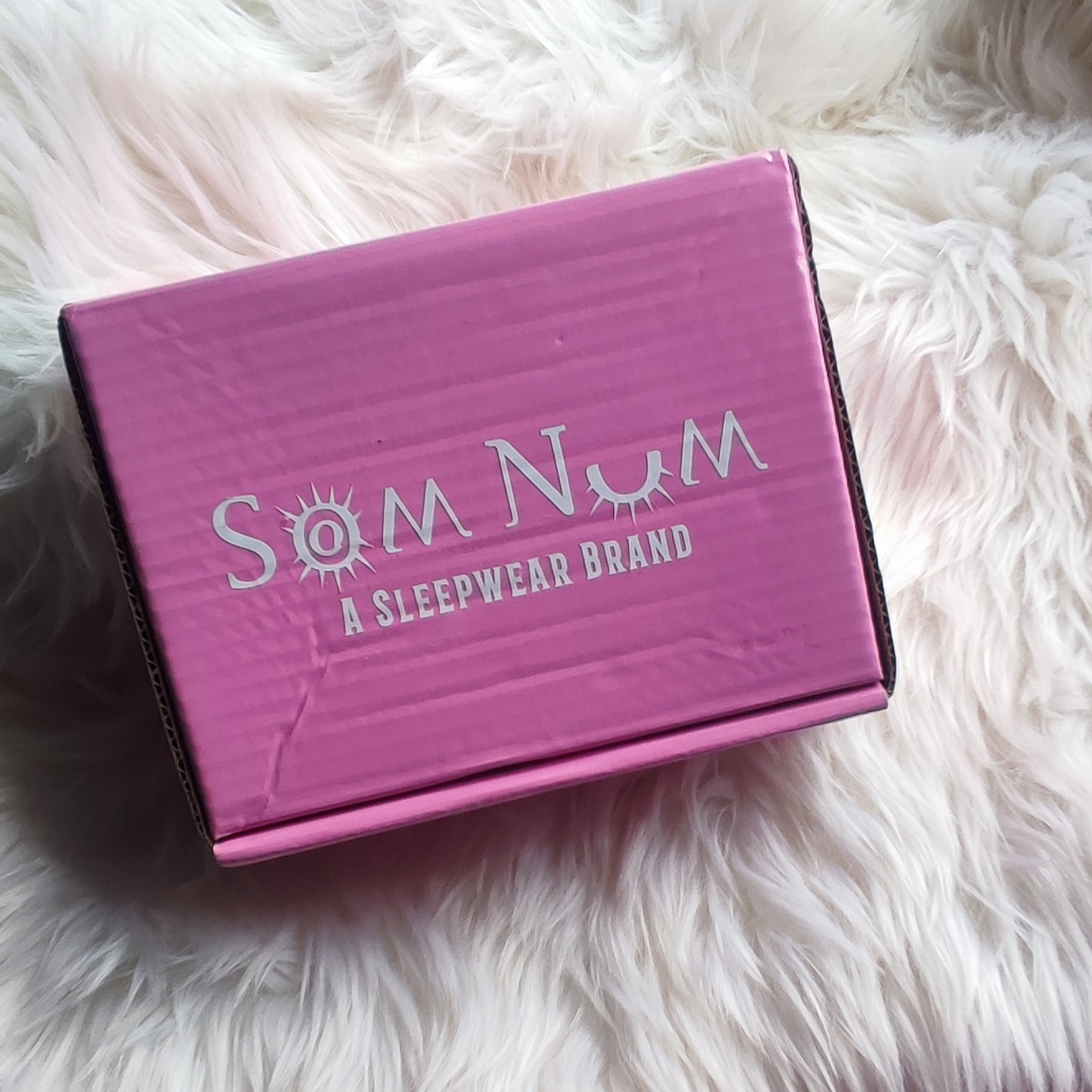 Branded Coloured Mailer Boxes (6pcs)